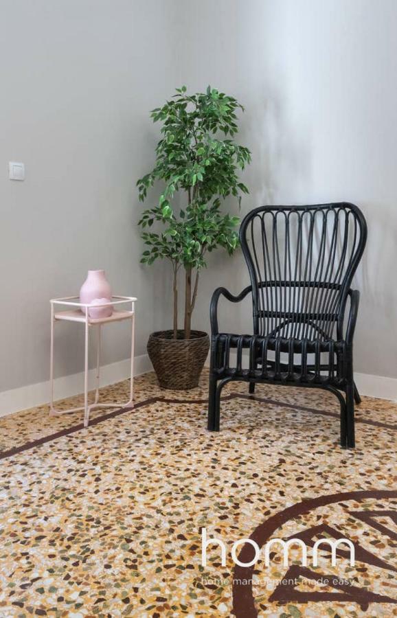 Nemeseos 1St Floor Homm Apartment With Roof Garden And Wading Pool Athen Eksteriør billede