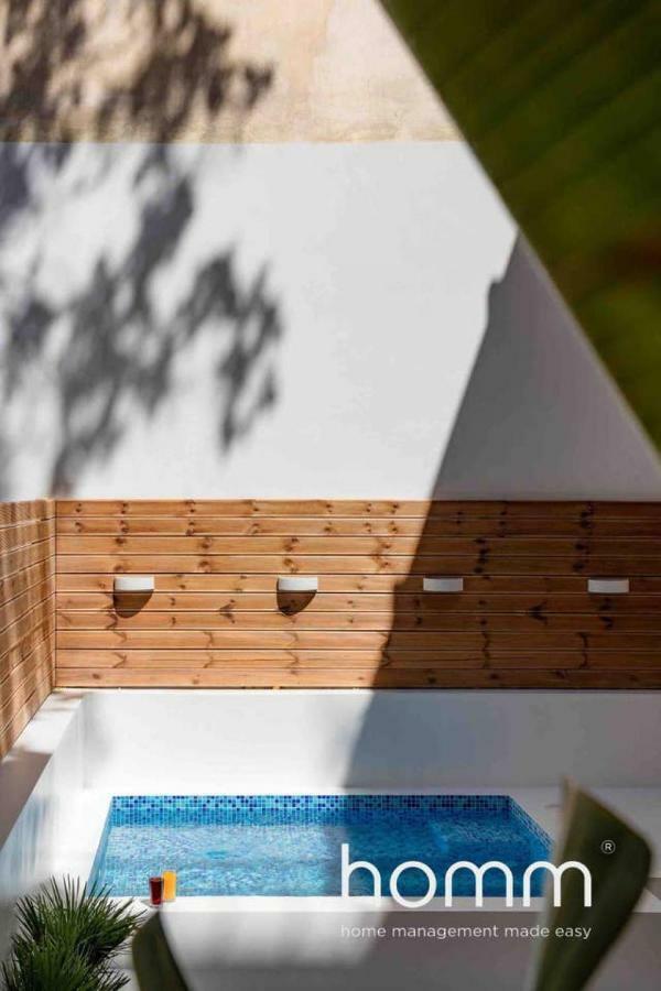 Nemeseos 1St Floor Homm Apartment With Roof Garden And Wading Pool Athen Eksteriør billede